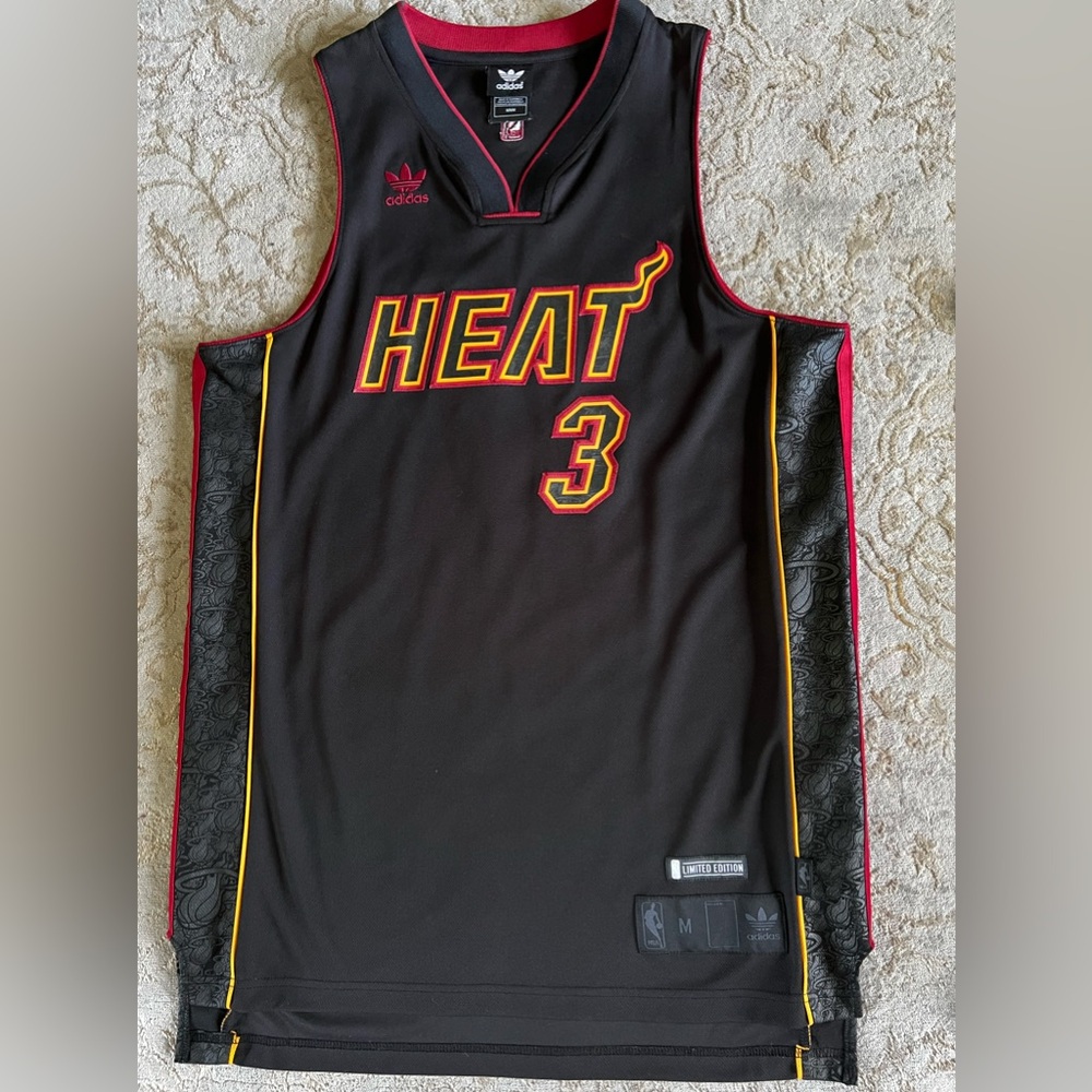 Miami Heat: #3 Dwayne Wade: Adidas